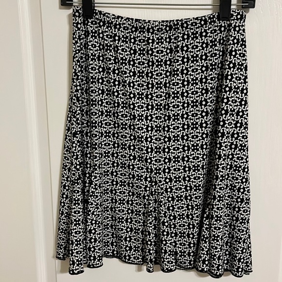 Briggs New York Skirt main image 0